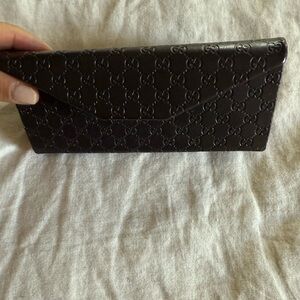 Authentic Gucci Brown Leather Sunglasses Case!